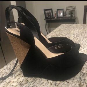Forever21 black wedged , never worn.